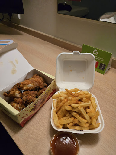 Photo of Dimond kebab & chicken & pizza - 26 Dimond St, Pembroke Dock SA72 6BT